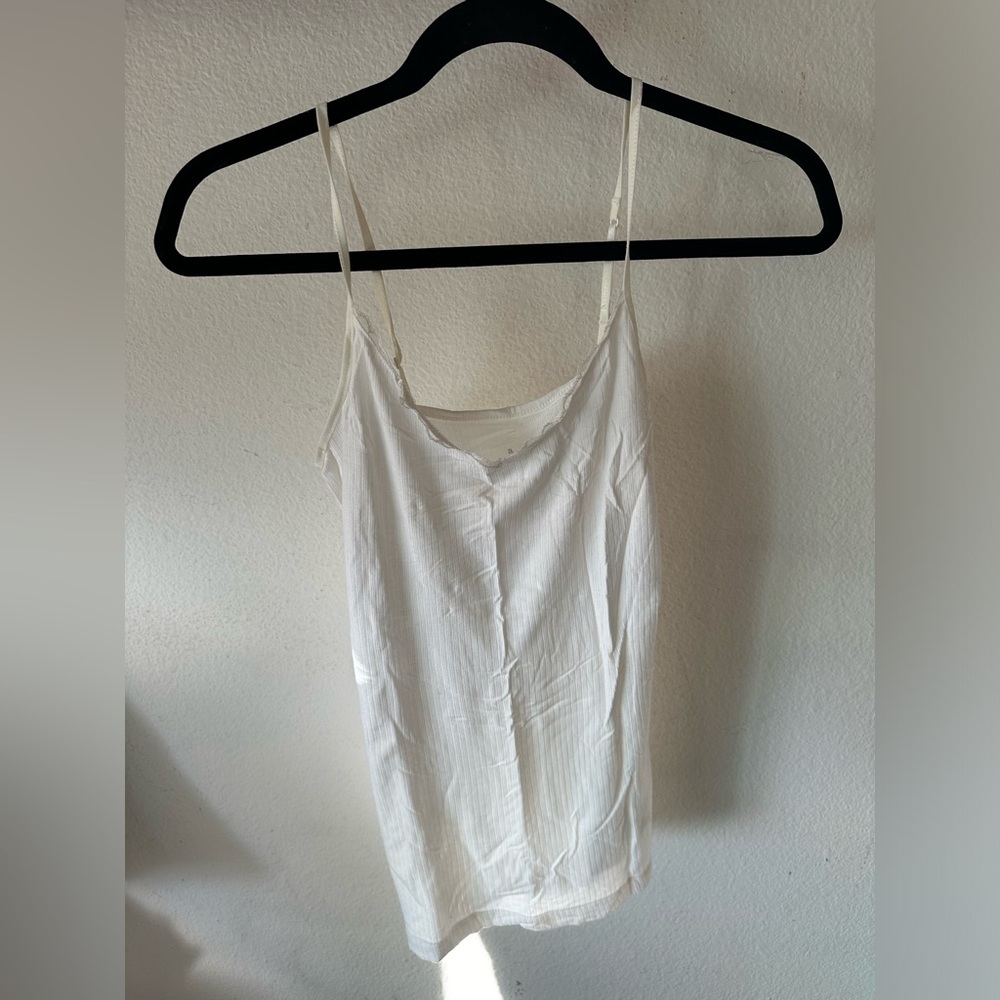 Ribbed cami with lace trim
